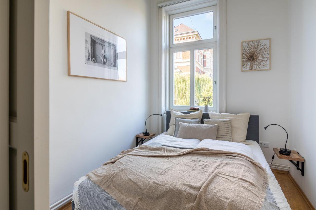 Goger Apartman Sopron Exterior photo